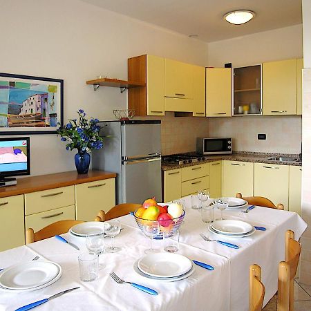 Villa Regina Bibione Bagian luar foto
