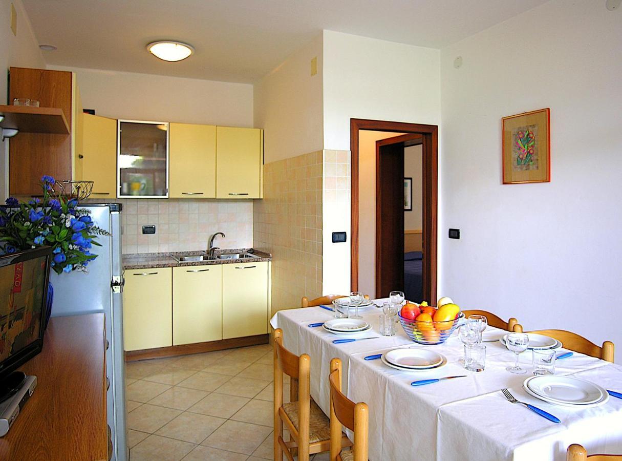 Villa Regina Bibione Bagian luar foto