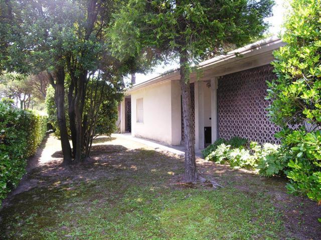 Villa Regina Bibione Bagian luar foto